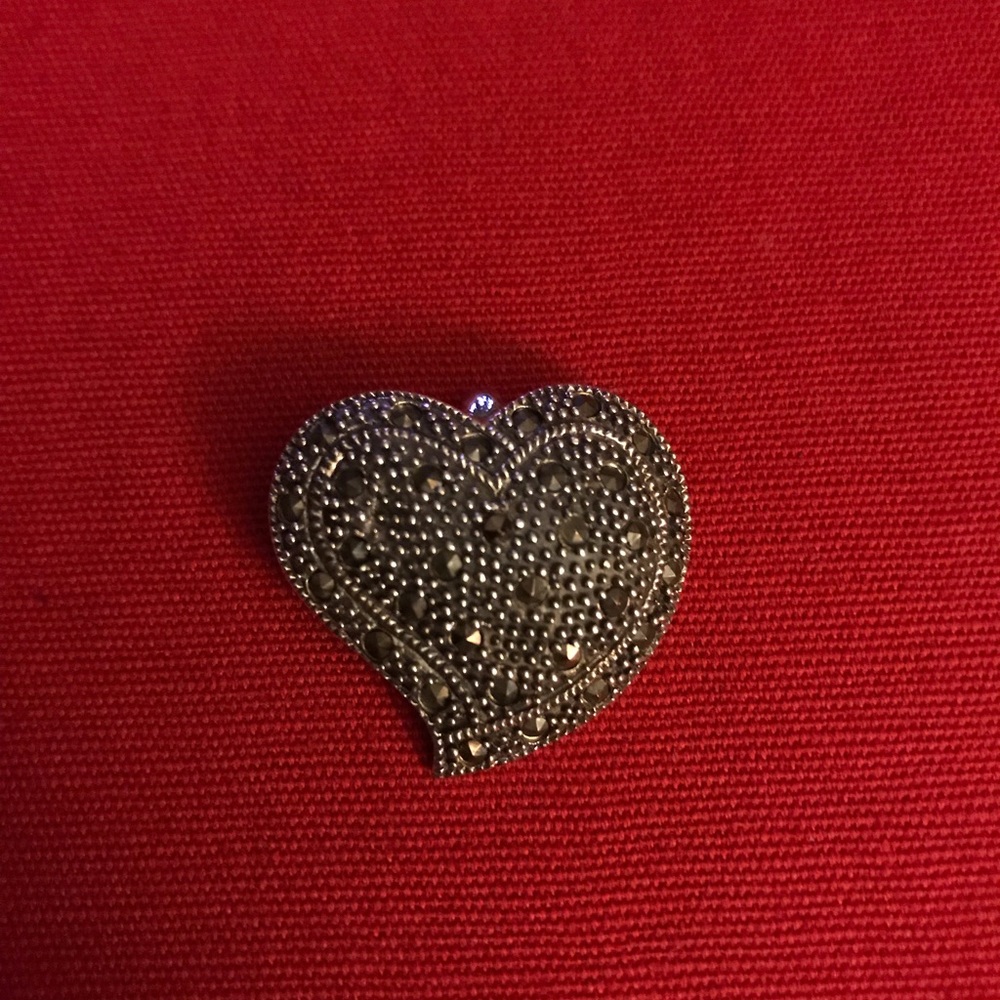 Heart Pendant - Picture 2 of 8